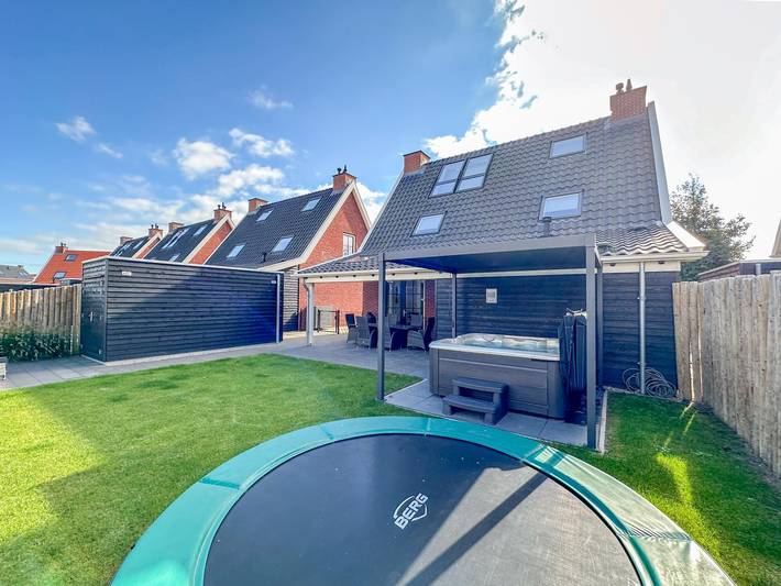 Ferienhaus für 8 Personen, mit Garten und Sauna in Colijnsplaat