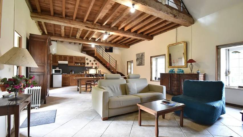 Location de vacances pour 3 personnes, avec piscine et jardin ainsi que sauna et jacuzzi dans Ponts sur Seulles - 4