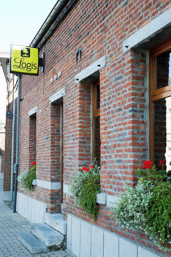 Standard Twin Room in Hensies, Hainaut