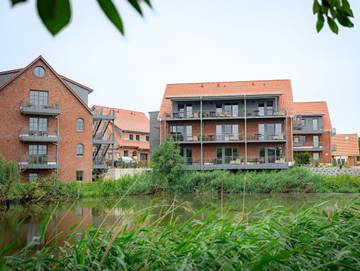 Ferienwohnung für 2 Personen, mit Sauna und Garten sowie Balkon, kinderfreundlich in Grünendeich