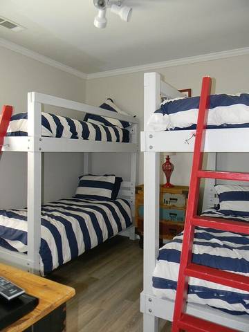 Vacation House for 10 Guests in Dauphin Island, Mobile Bay, Picture 1