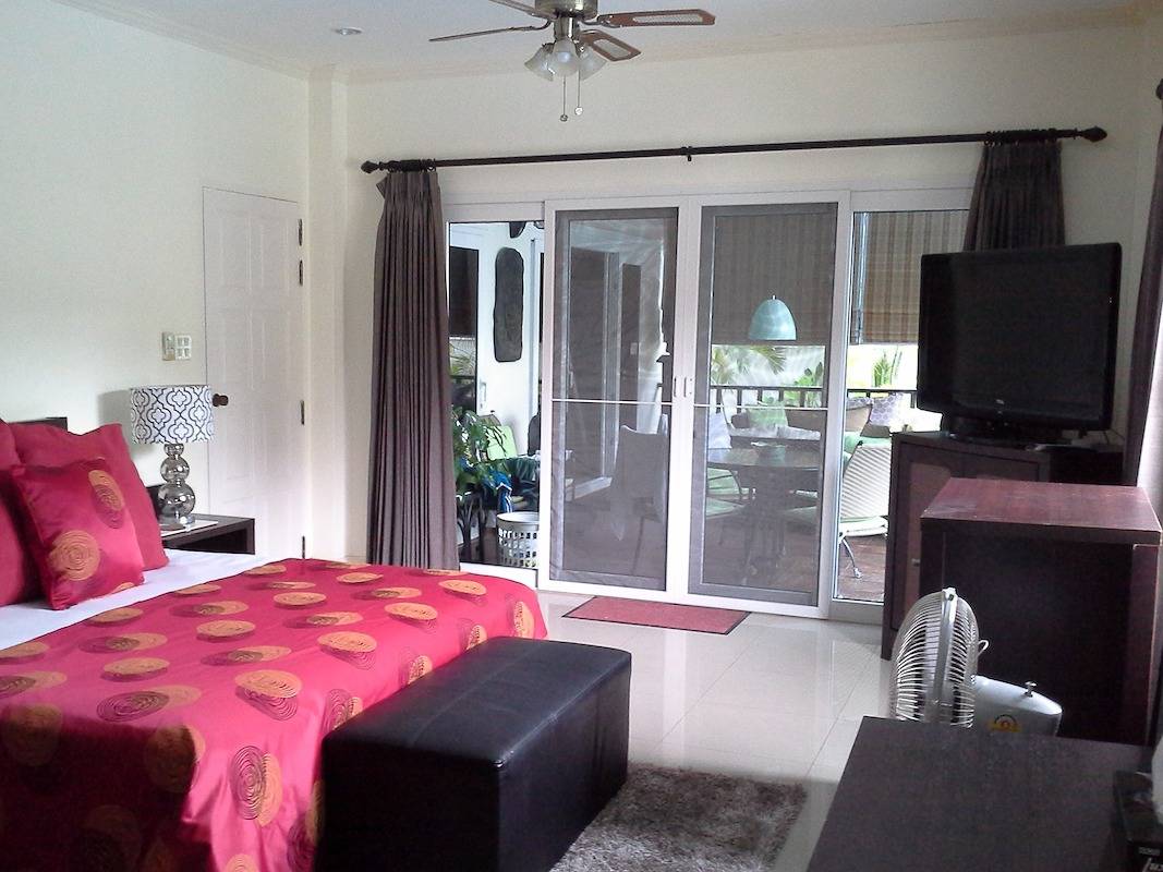 Lujosa Villa Privada con Piscina de Agua Salada Situada en un Tranquilo Resort de Lujo de 5* in Cha Am, Provincia de Phetchaburi