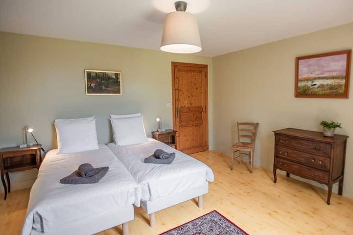 Location de vacances pour 8 personnes, avec jardin et terrasse, animaux acceptés dans Guignicourt-sur-Vence - 4