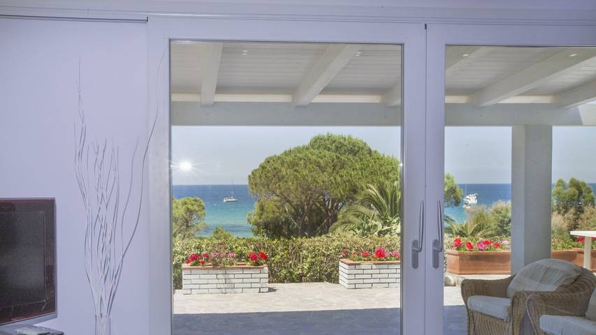 Ferienhaus für 7 Personen, mit Terrasse und Garten in Biodola - 4