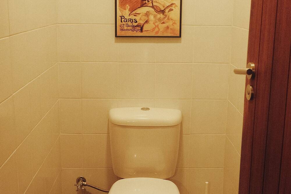 Casa da Alvarinha. Privacidade, Conforto, Natureza in Paredes, Distrito do Porto