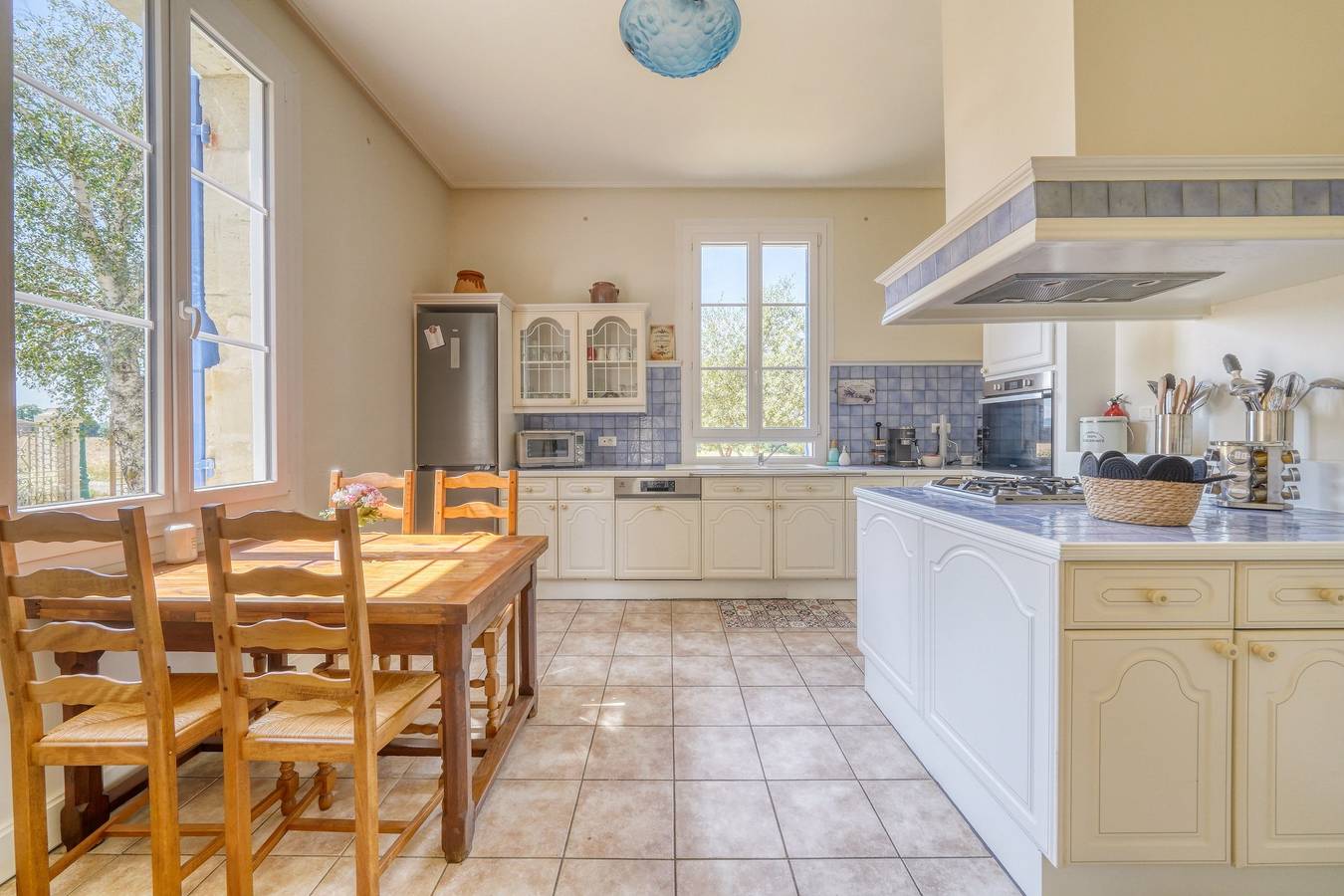 La Maison Sarreau Martin - Entre Vignes et Nature in Gardegan-et-Tourtirac, Région de Libourne