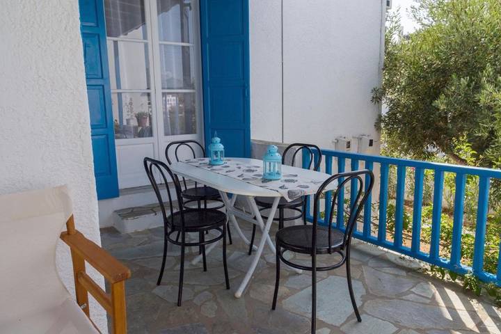 Gîte pour 5 personnes, avec vue et jardin, animaux acceptés dans Píso Livádi - 2