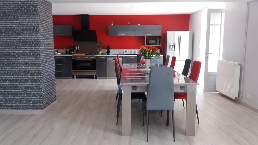 Gîte pour 10 personnes, avec terrasse