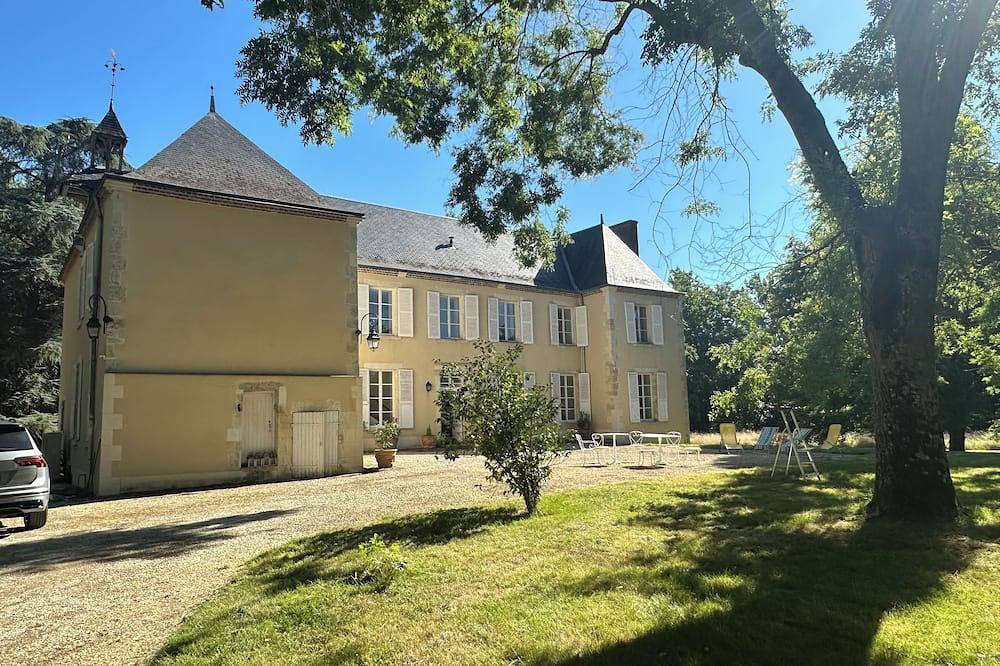 Propriété à la campagne, au calme, au sein d’un grand parc - idéal familles in Meunet-sur-Vatan, Région d'Issoudun