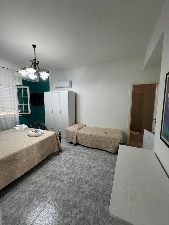 Location de vacances pour 4 personnes, avec balcon et jacuzzi à Scalea - 3