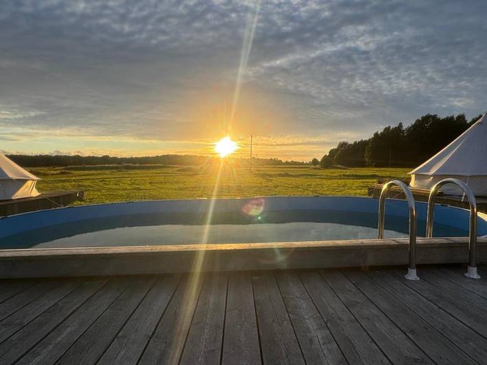 Ferienhaus für 24 Personen, mit Sauna und Pool sowie Ausblick und Garten, mit Haustier in Estland