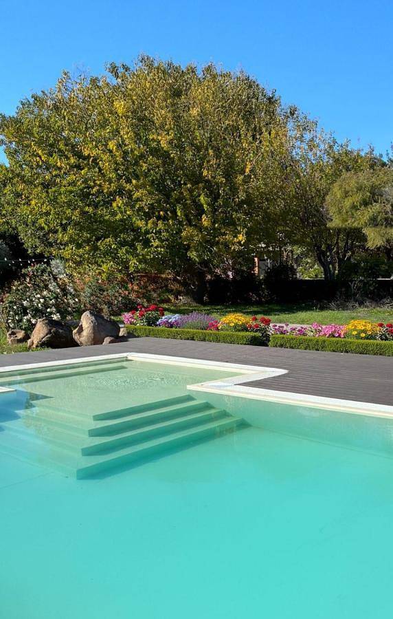 Agriturismo per 4 persone, con giardino e piscina nonché panorama, con animali domestici in Provincia d'Oristano