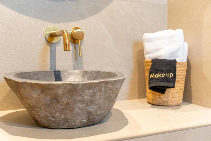 Chambre d’hôte pour 2 personnes, avec balcon, adapté aux familles dans Rhodes - 4