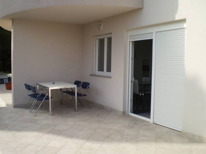 Ferienwohnung für 4 Personen, mit Balkon/Terrasse in Banjol