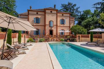 Château pour 20 personnes, avec jardin et terrasse, animaux acceptés dans le Tarn