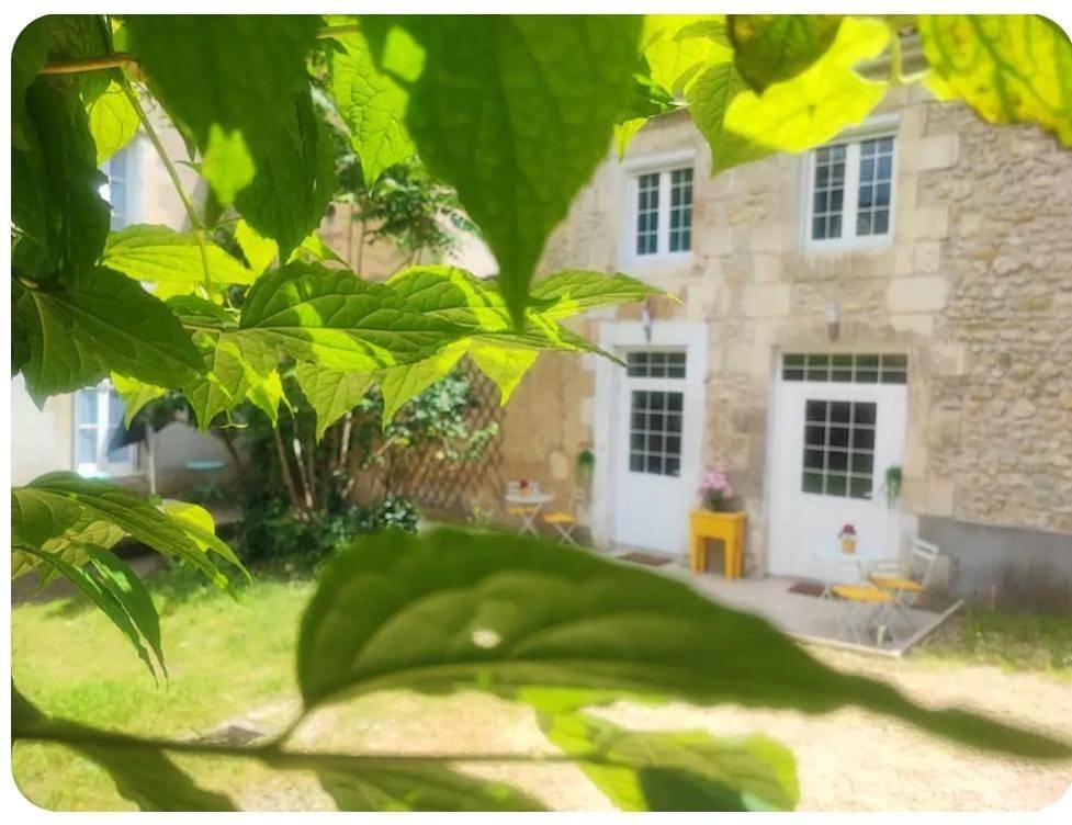 Entire apartment, One-Bedroom Apartment in Poitiers, Vienne