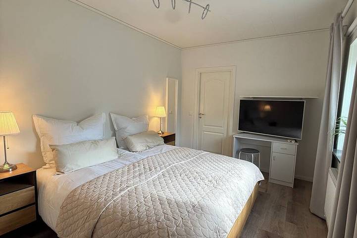 Schweden-Auszeit: Lake Lodge mit Wintergarten, Sauna, Kamin & Boot direkt am See in Alsterbro, Nybro und Umgebung