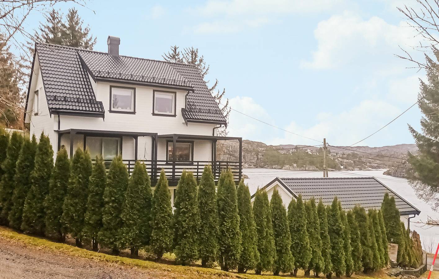 Ganze Ferienwohnung, Ferienwohnung für 4 Personen mit Garten in Fjell