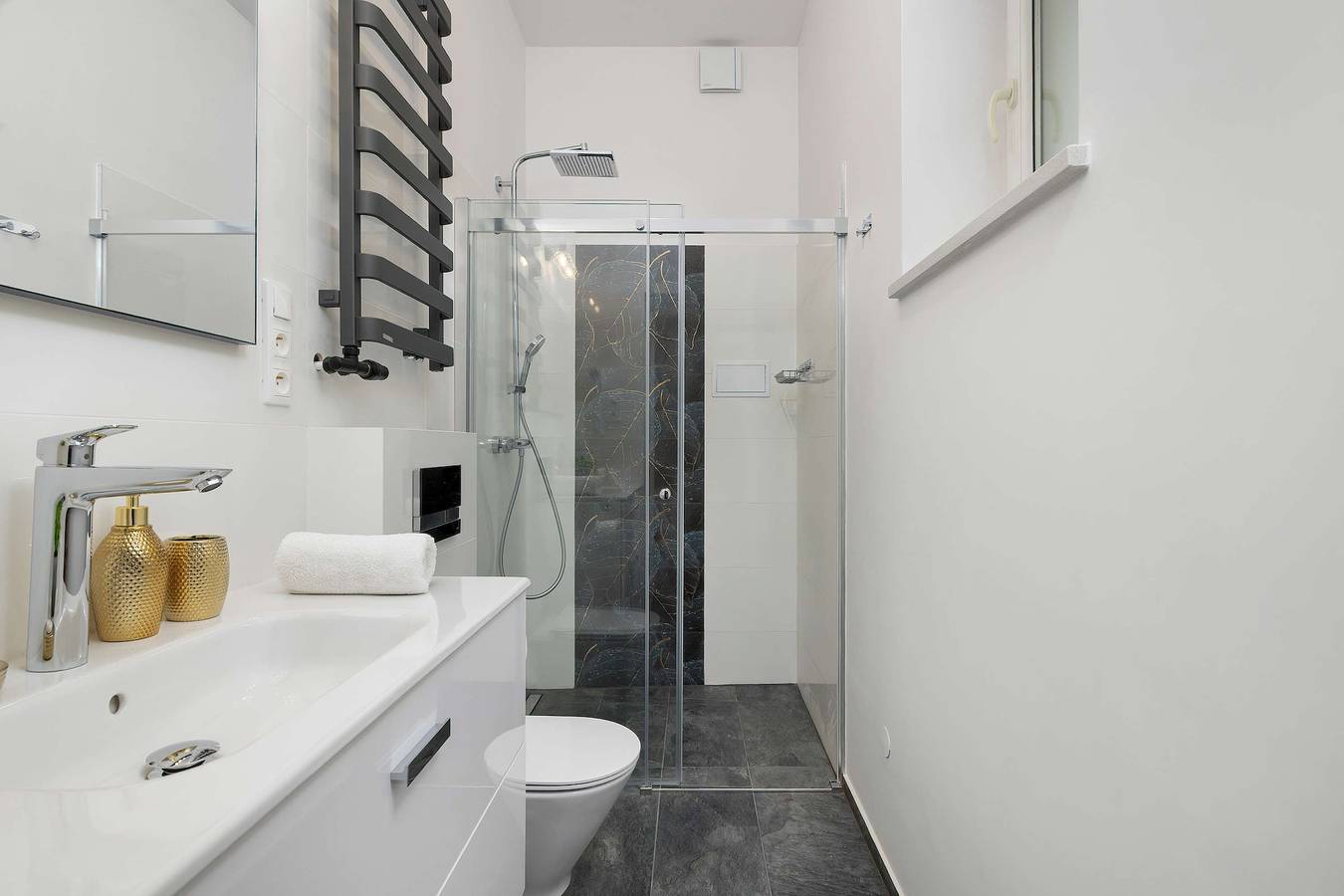 Hel leilighet, Stylish Apartment | Workplace | Close to the Marketplace in Kazimierz, Kraków
