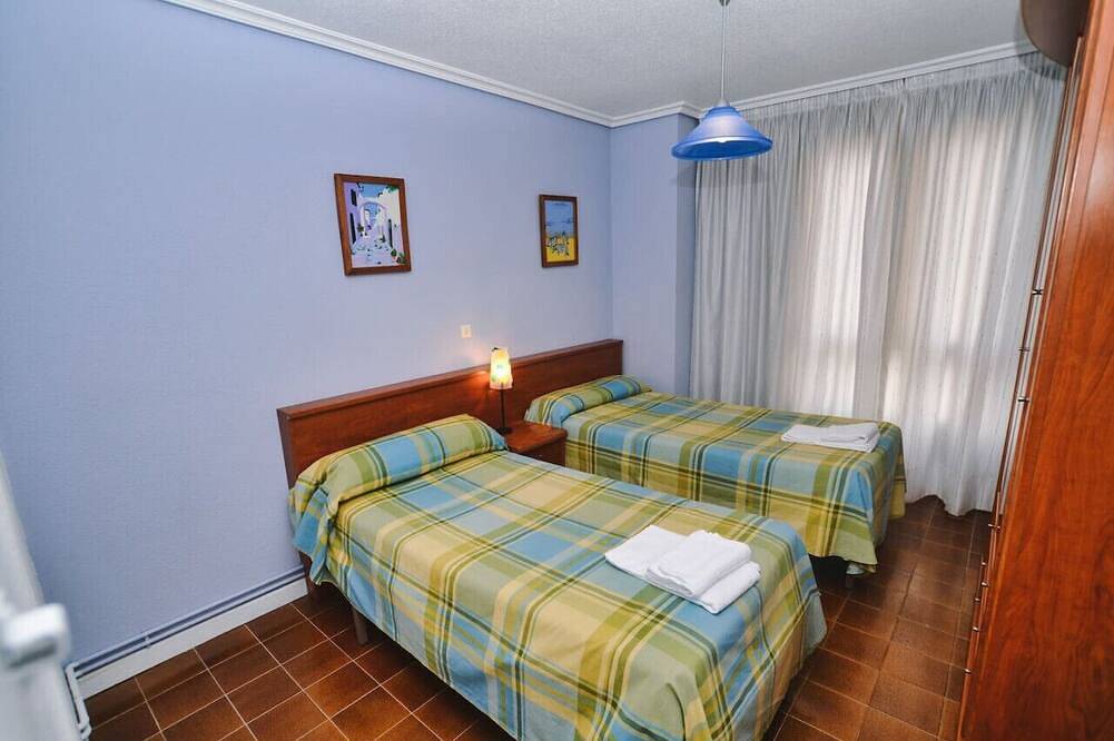 Entire apartment, Apto 3 habitaciones en la playa - Perez del Molino 5806 in Isla, Arnuero