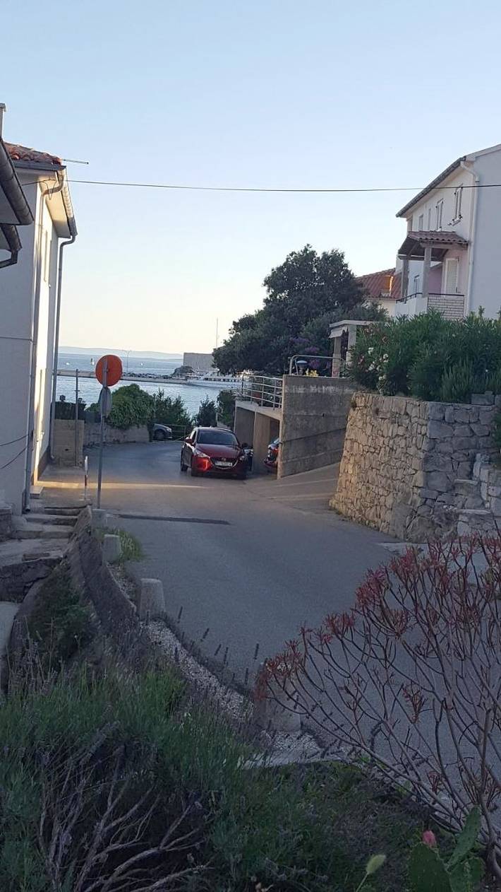 BnB für 6 Personen, mit Balkon und Terrasse auf Rab