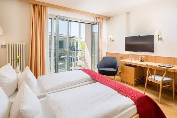 Ferienwohnung für 2 Personen, mit Balkon und Sauna sowie Pool in Rheinsberg