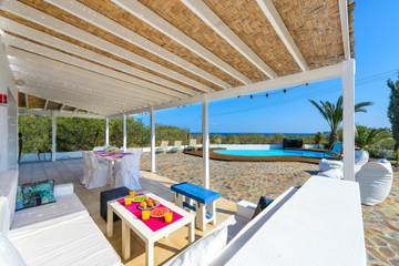 Villa for 6 Guests in Protaras, South Cyprus, Picture 2