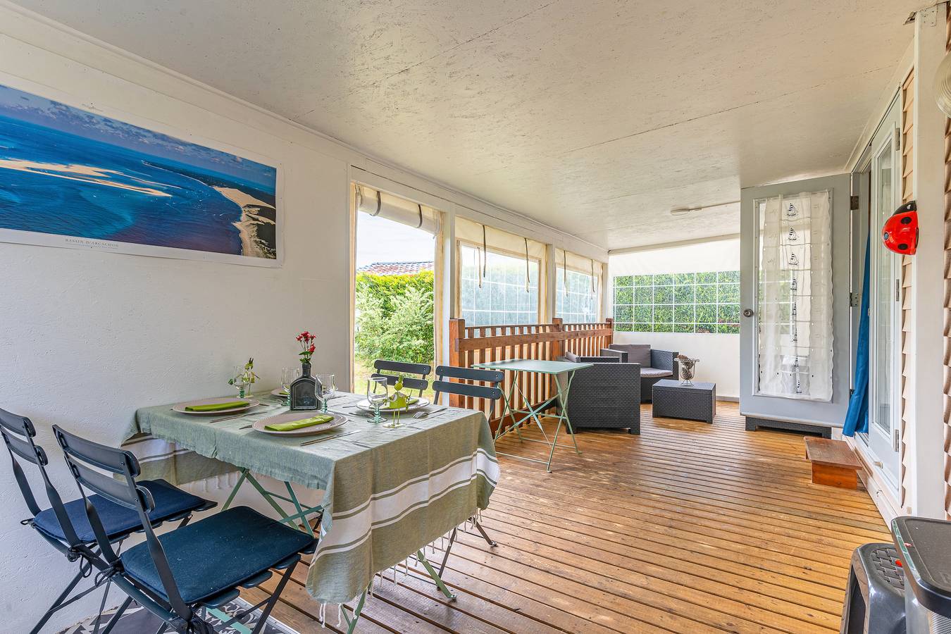 "Mobilhome Bord De Mer Gujan Mestras" avec piscine partagée, terrasse privée et A/C in Gujan-Mestras, Région d'Arcachon