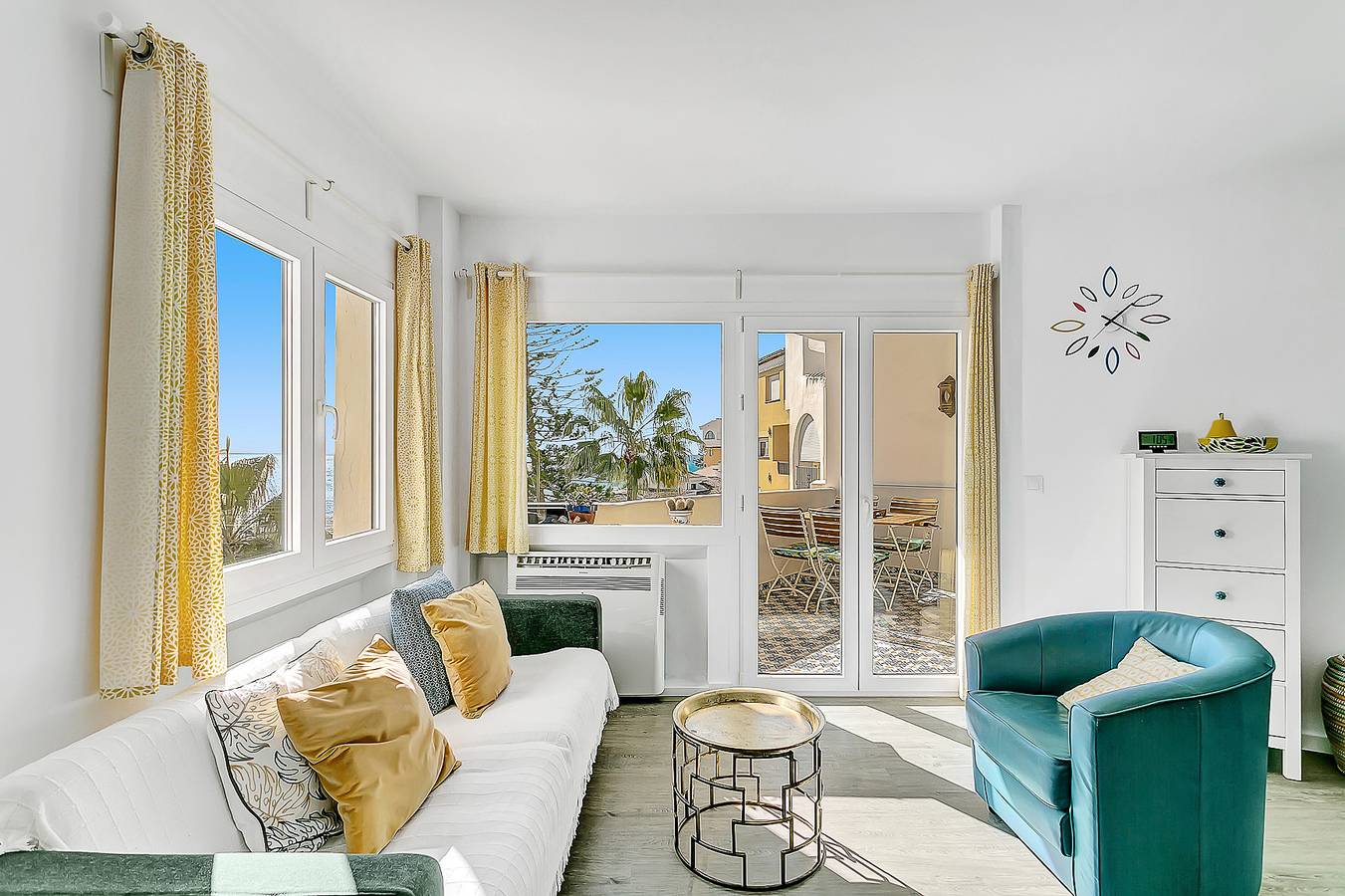 Geheel appartement, J95 Cabopino in Playa Cabopino, Marbella