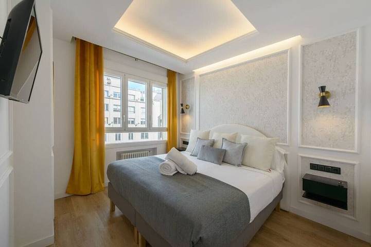 Ganze Wohnung, Gran Via capitals, PARiS in Centro (Madrid), Madrid