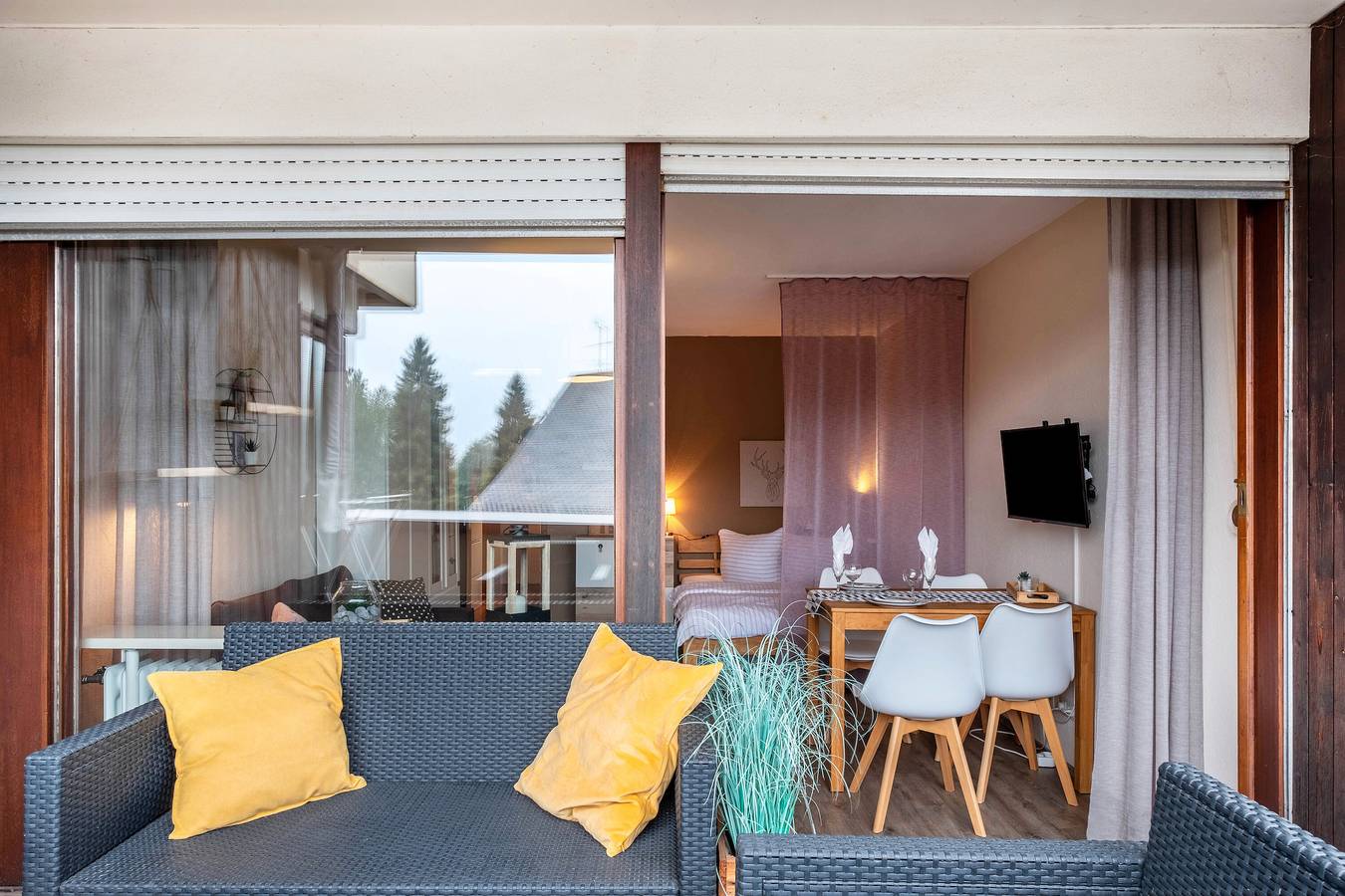 Entire apartment, Apartment "Dream" with Mountain View, Balcony and Wi-Fi in Schönwald im Schwarzwald, Southern Black Forest