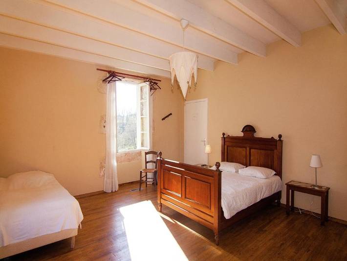 Location de vacances pour 6 personnes, avec piscine et jardin à Sigoulès - 3