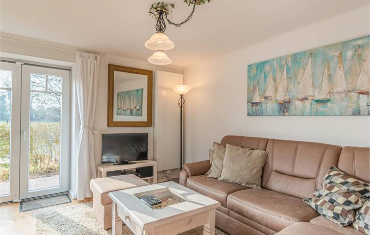 Charmante 2BR Wohnung mit Parkplatz, Terrasse & WiFi in Langenhorn, Nordfriesland