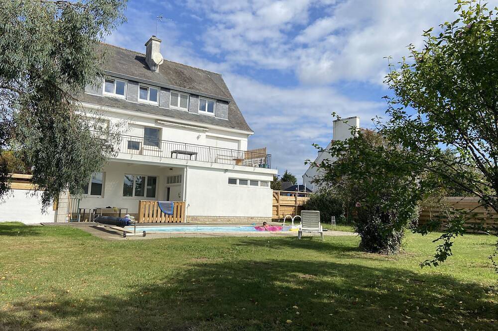 Appartement entier, Appartement 6 personnes, coeur de bourg à 10mm de la plage in Névez, Région de Quimper