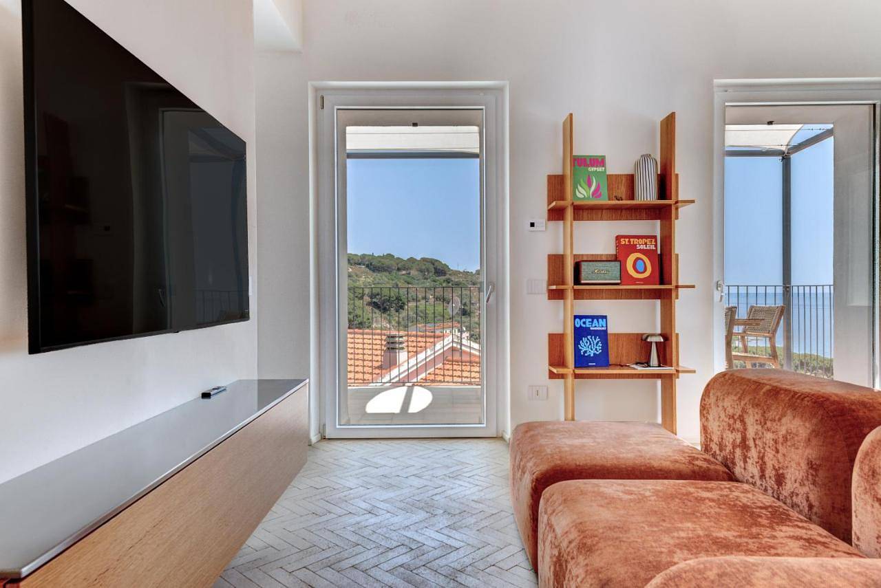 Ganze Wohnung, Casa Azzurrina - Il design incontra il mare in Spiaggia di Seccheto (Campo nell'Elba), Campo nell'Elba