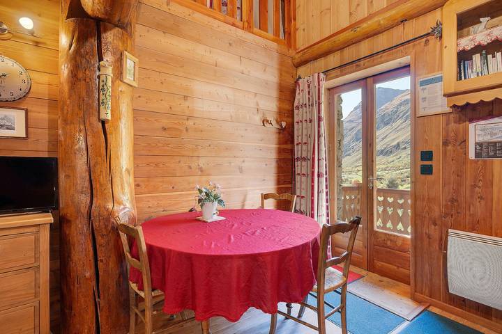 Gîte Le Marmotton - Chalet Les Abeillos in Bonneval-sur-Arc, Massif de la Vanoise