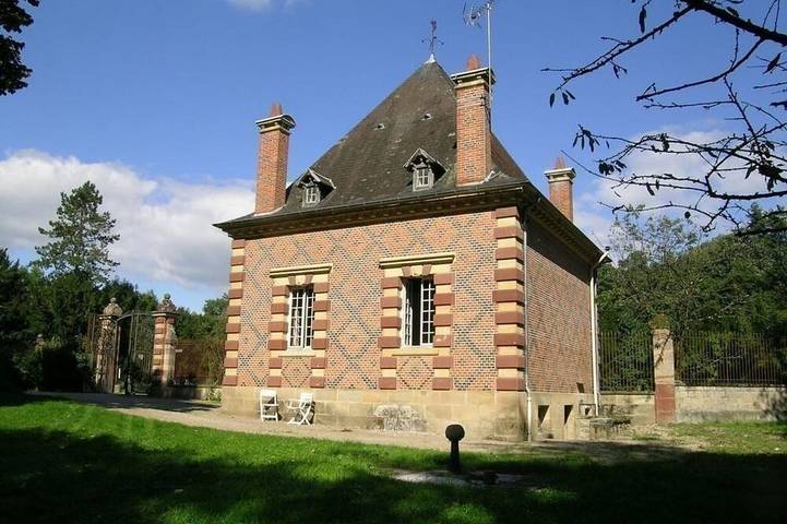 Gîte pour 8 personnes, avec jardin