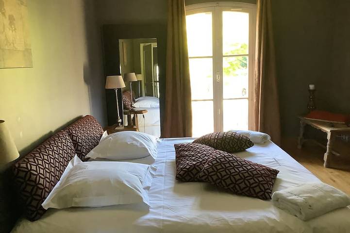 Location de vacances pour 19 personnes, avec sauna et jardin, animaux acceptés à Barbizon - 4