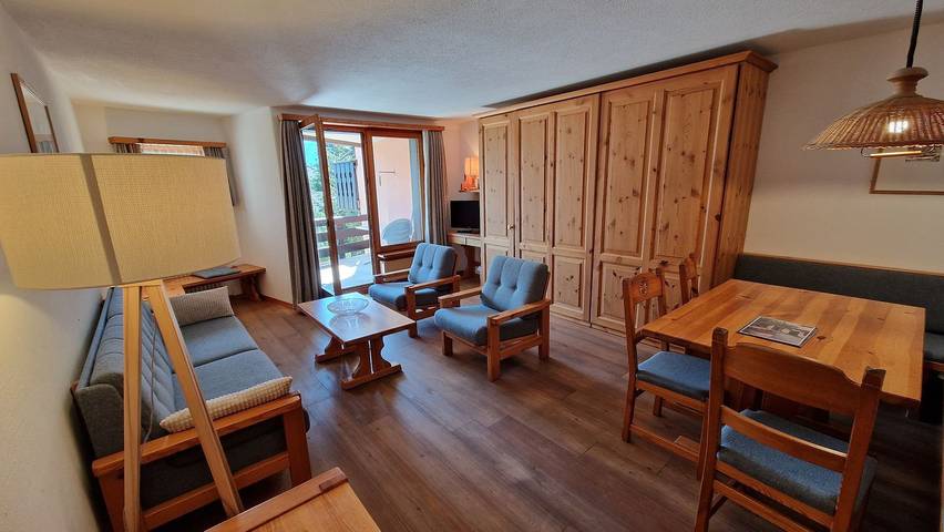 Vakantiewoning voor 4 personen, with Balkon and Tuin as well as Sauna in Silvaplana
