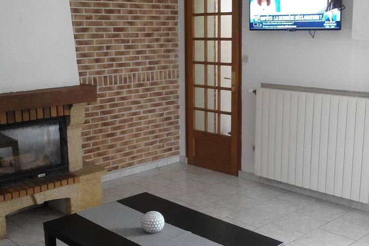 Location de vacances pour 6 personnes, avec terrasse et jardin à Lens - 4