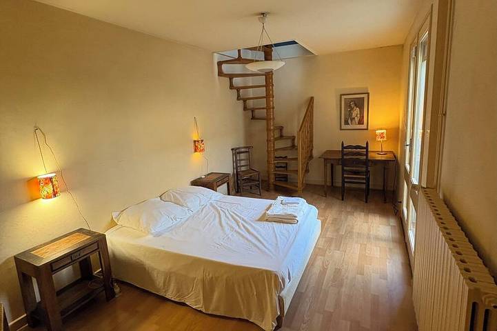 Location de vacances pour 11 personnes, avec Terrasse et Jardin à La Roche-de-Glun - 4