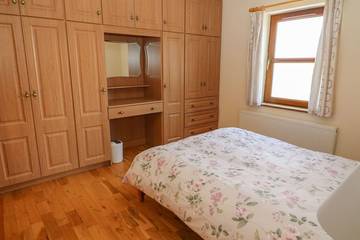 Cottage for 8 People in County Cork, Photo 2