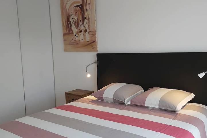 Location de vacances pour 2 personnes, avec jardin et terrasse à Thairé - 2