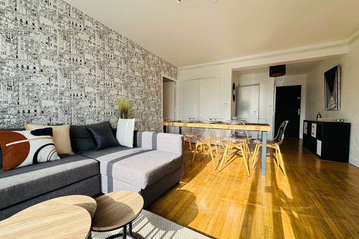 Gîte pour 8 personnes, avec balcon, adapté aux familles à Caen - 2