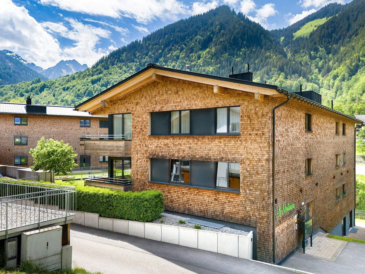 Ganze Ferienwohnung, Montanara Lodge by A-Appartments - Gartenferienwohnung Mottakopf in Brand, Brandnertal