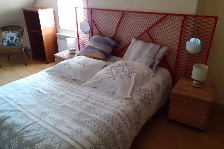 Gîte pour 4 personnes, avec jardin, animaux acceptés dans Louchy-Montfand - 2