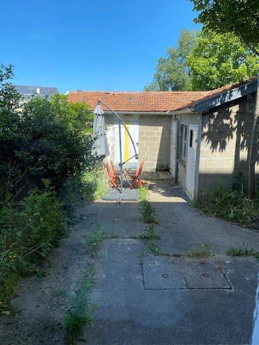 Appartement entier, One-Bedroom Apartment in Équeurdreville-Hainneville, Cherbourg-en-Cotentin