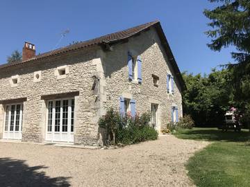 Gîte pour 8 personnes, avec jacuzzi et jardin ainsi que terrasse et piscine à Monestier