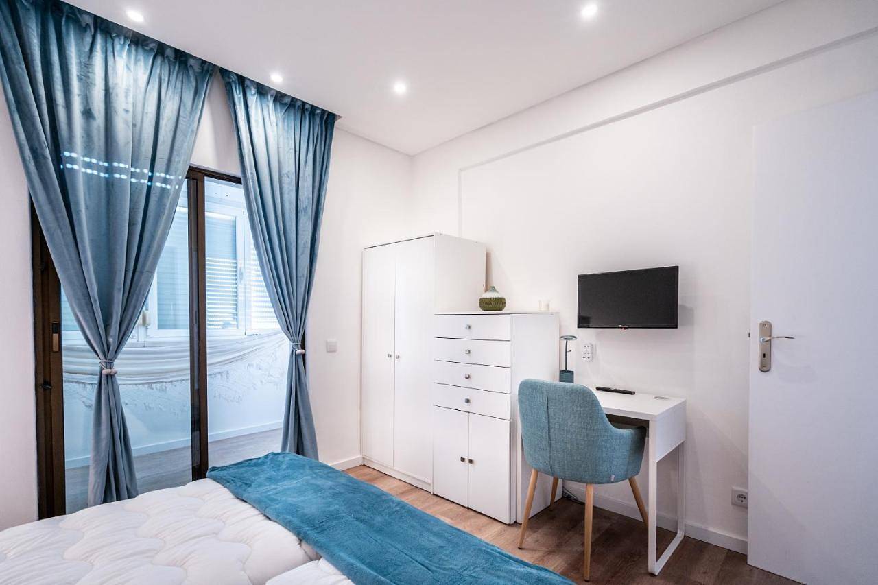 Apartamento inteiro, Apartment with Sea View in Paço de Arcos, Costa de Lisboa