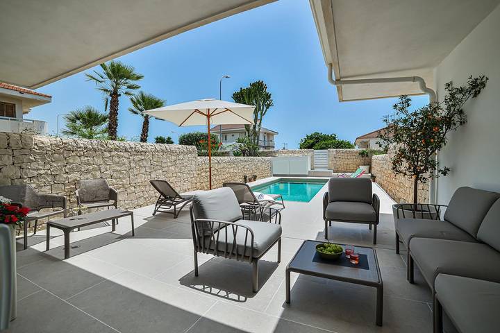 Ferienhaus für 6 Personen, mit Balkon/Terrasse und Whirlpool in Marina di Ragusa